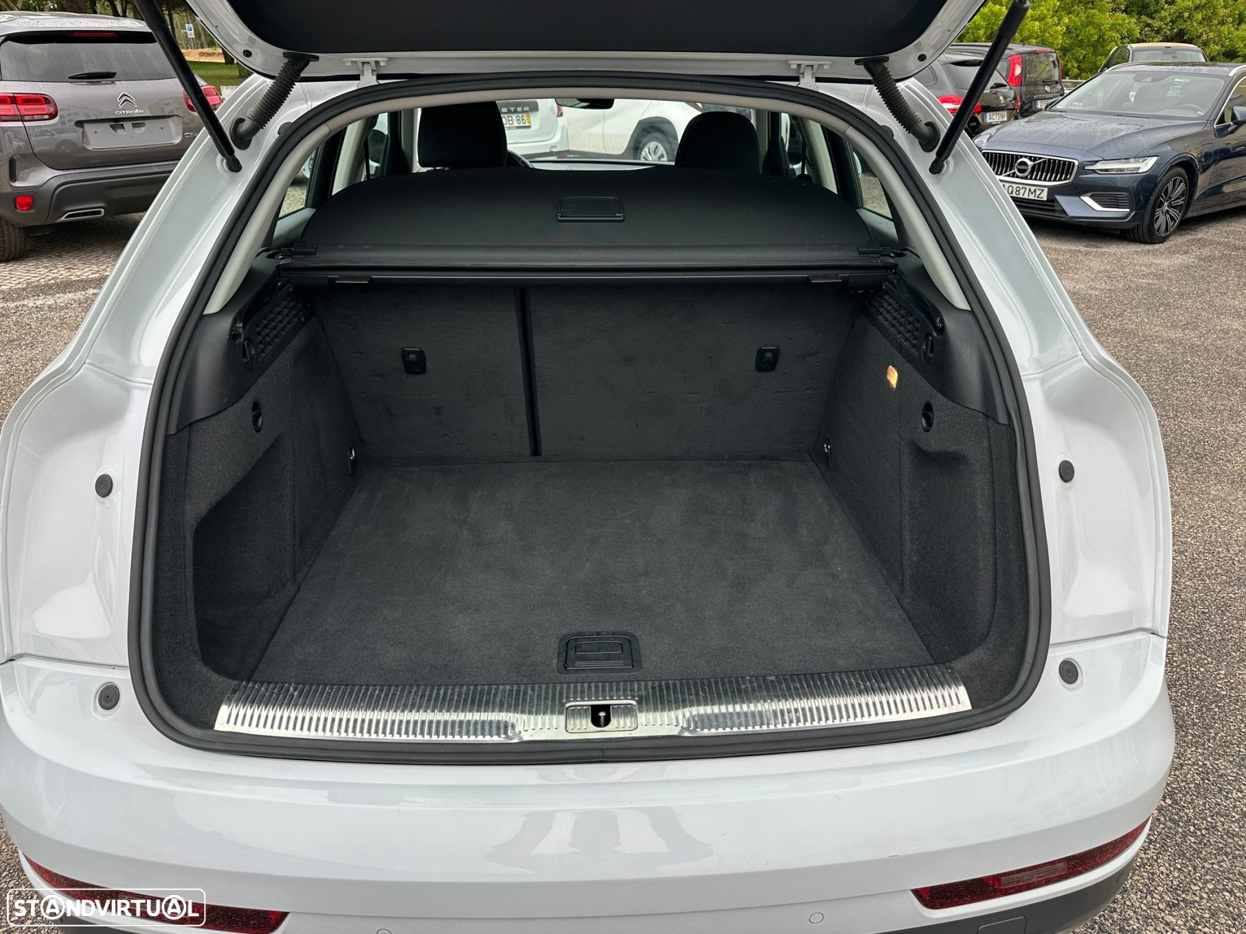 Audi Q3 2.0 TDI S tronic - 9