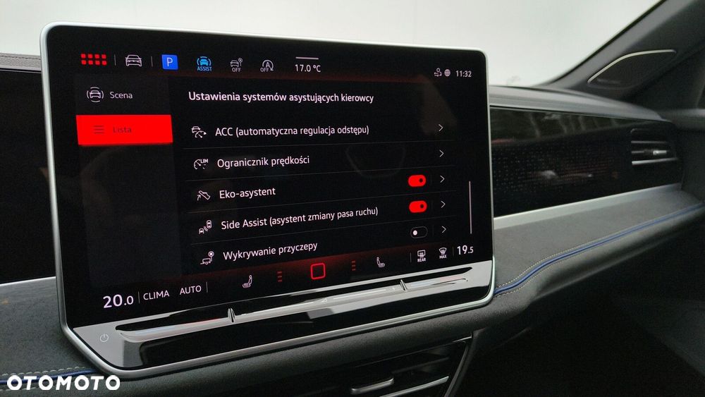 Volkswagen Passat Variant 2.0 TDI SCR 4Mot R-Line Plus DSG - 26