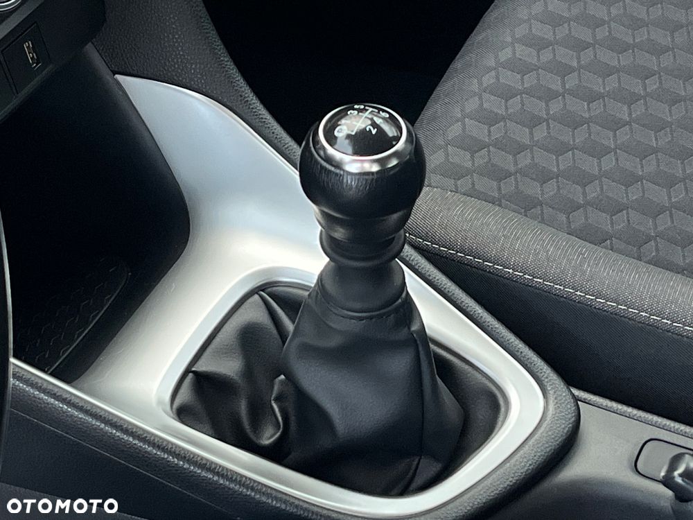 Toyota Yaris 1.5 Comfort - 37