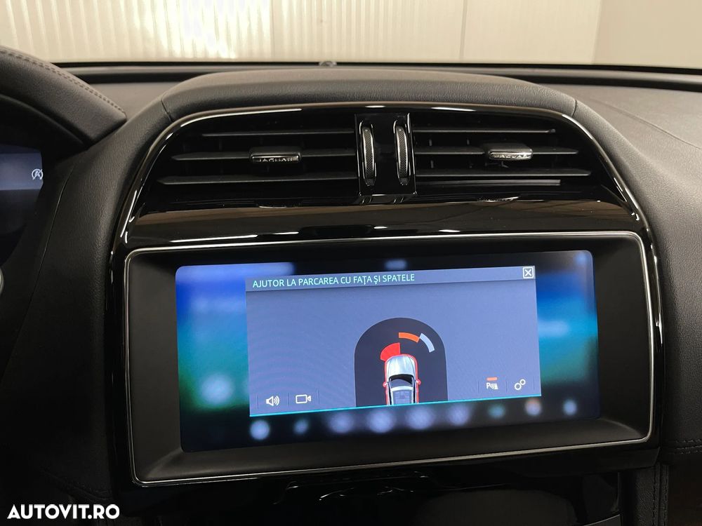 Jaguar F-Pace 20d AWD Aut. Portfolio - 15