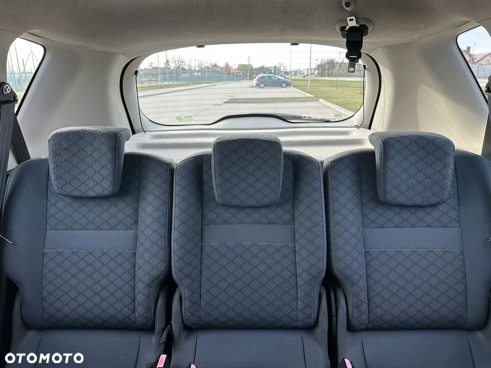 Renault Scenic 1.5 dCi Emotion - 12