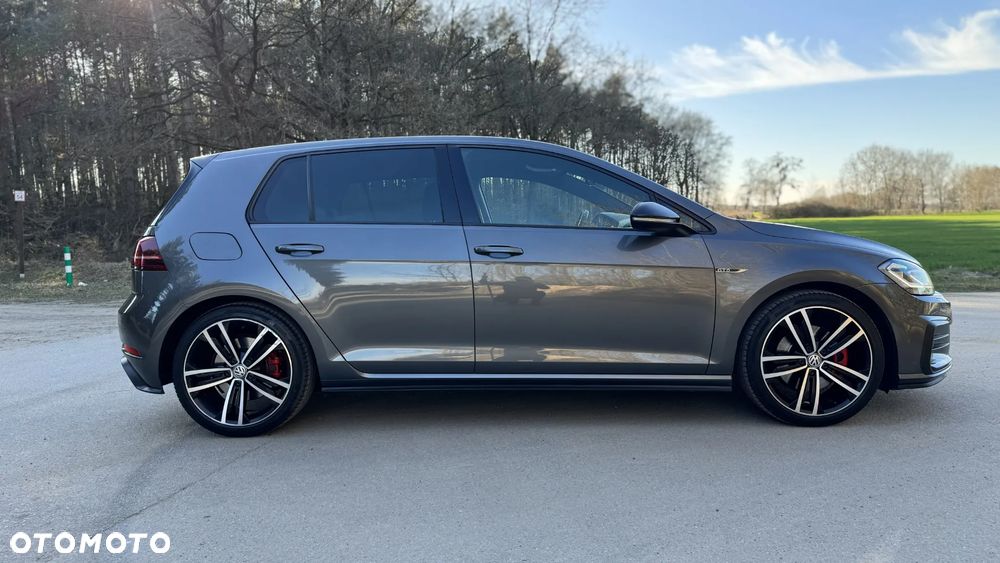 Volkswagen Golf 2.0 TDI BMT GTD DSG - 5