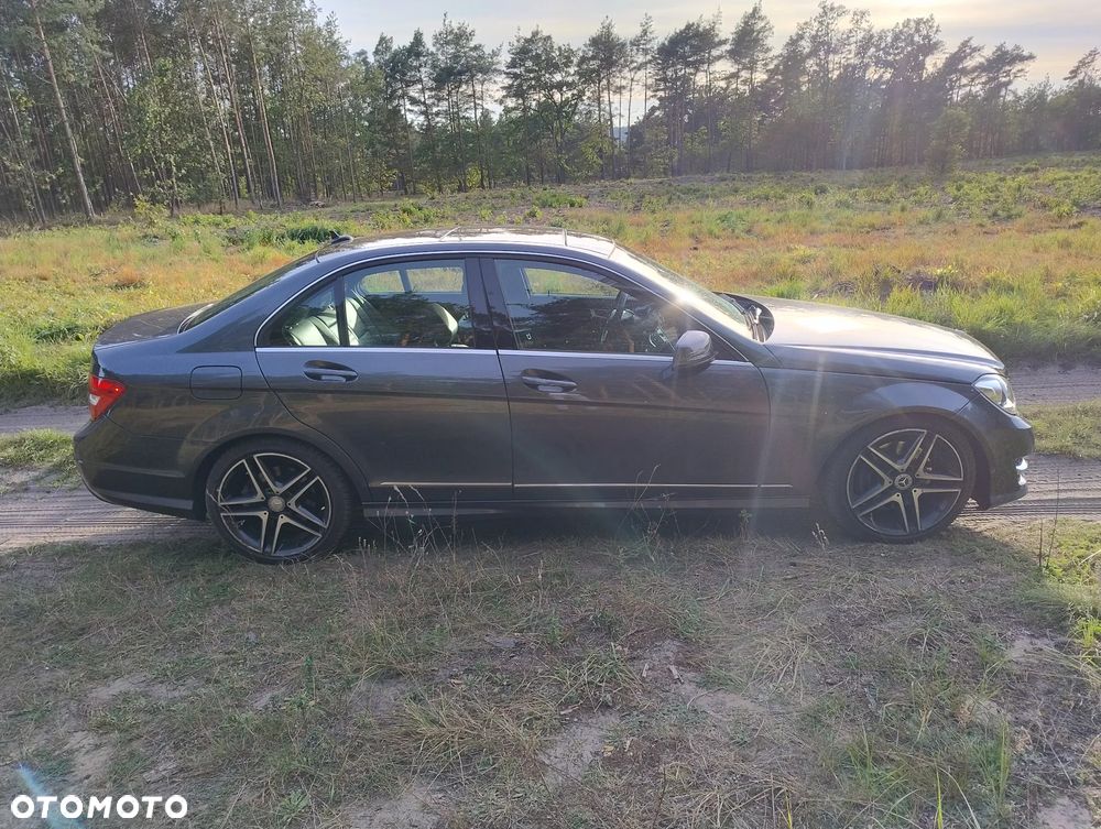 Mercedes-Benz Klasa C 350 4Matic (BlueEFFICIENCY) 7G-TRONIC Avantgarde - 8