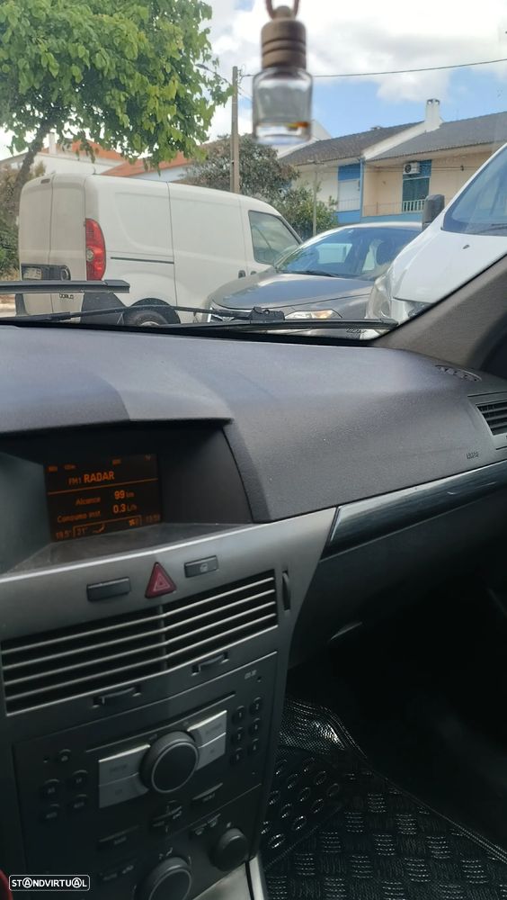 Opel Astra Caravan ver-1-7-cdti-cosmo - 16