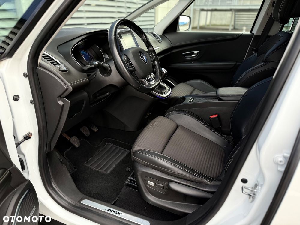 Renault Scenic ENERGY TCe 130 BOSE EDITION - 19
