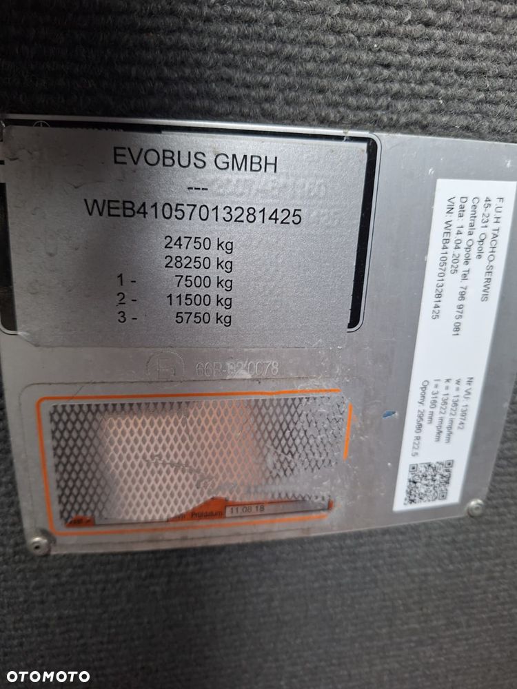 Mercedes-Benz Tourismo - 15