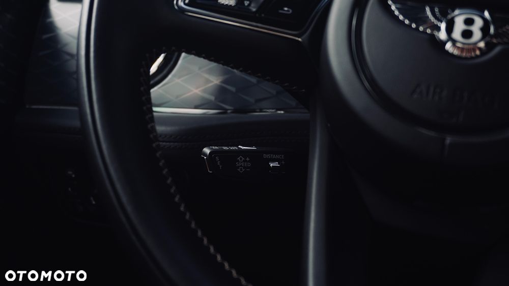 Bentley Bentayga - 14