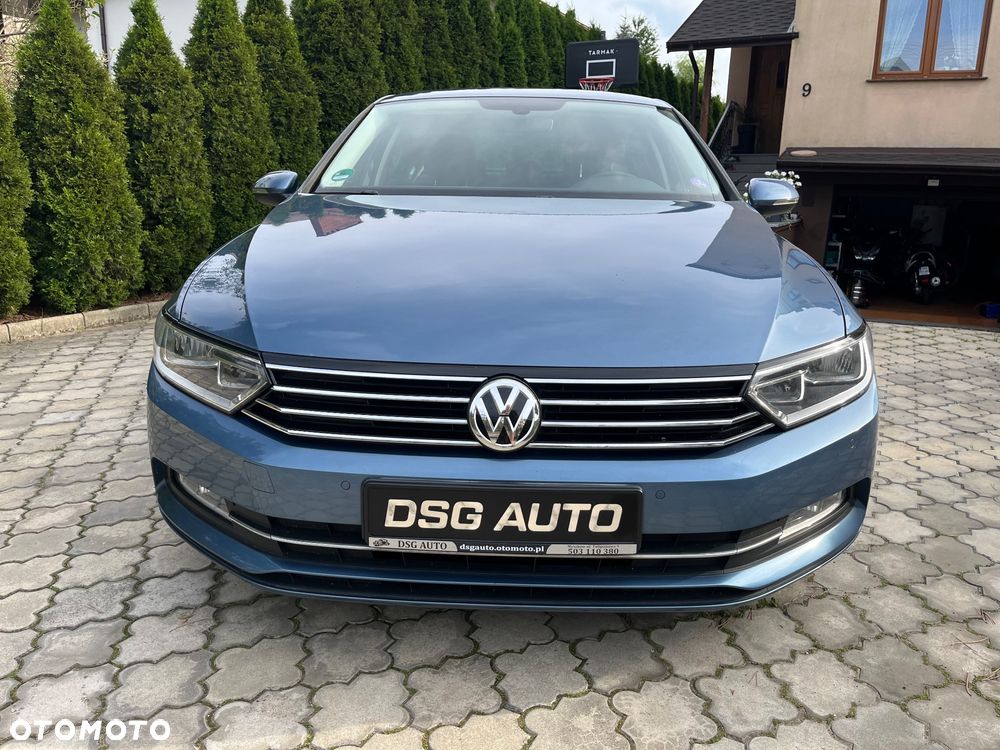 Volkswagen Passat - 2