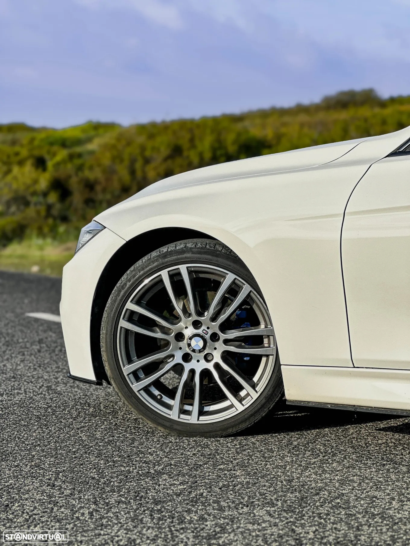 BMW 320 d Touring Pack M - 34