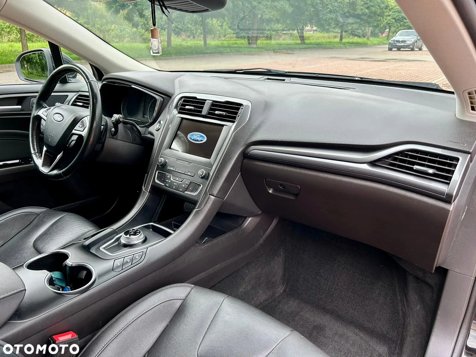 Ford Mondeo 2.0 EcoBlue Titanium - 16