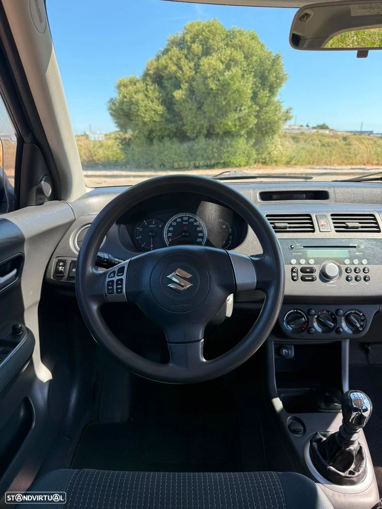 Suzuki Swift 1.3 DDiS GL - 6