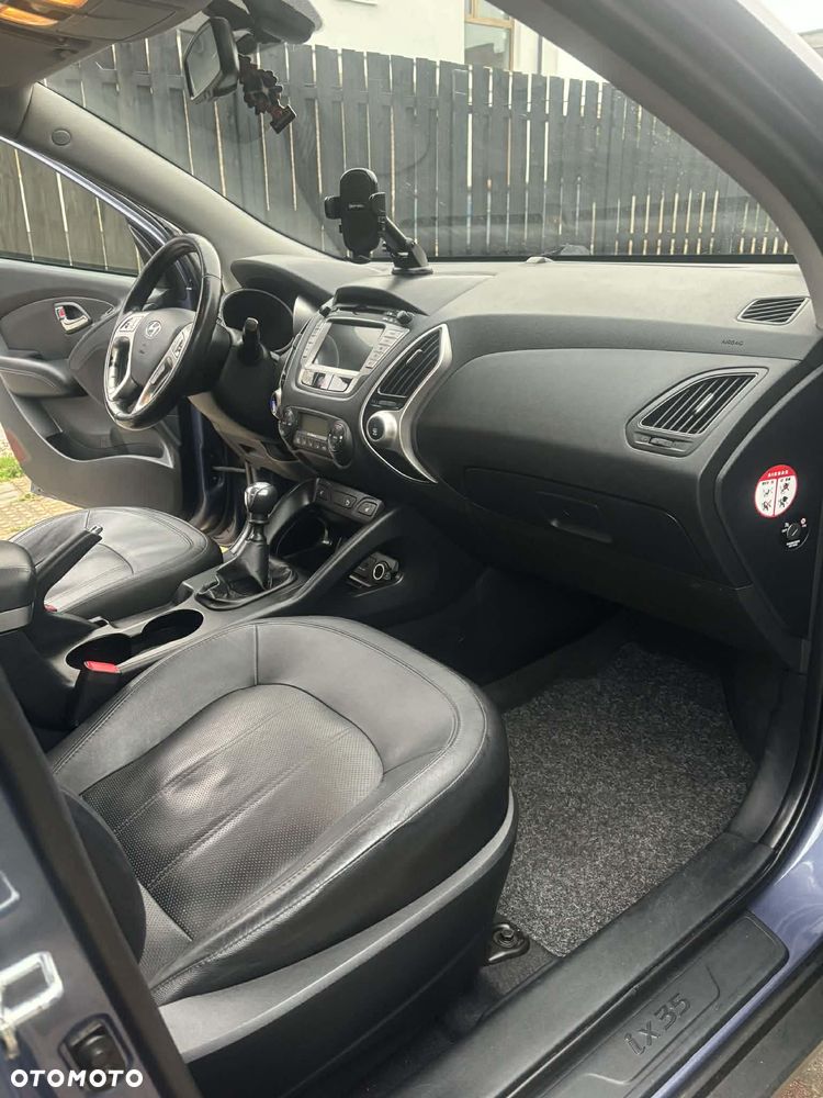 Hyundai ix35 1.7 CRDi Premium 2WD - 16