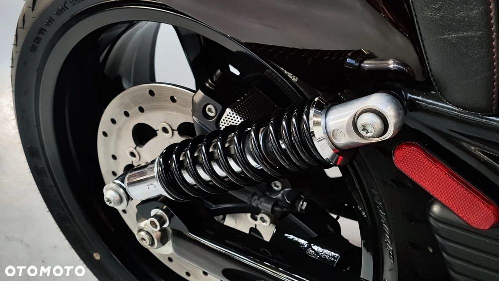 Harley-Davidson V-Rod Muscle - 23