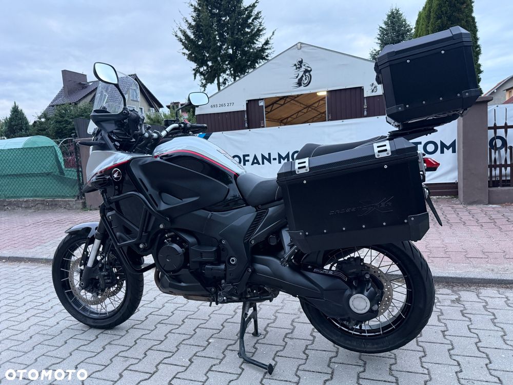 Honda VFR - 17