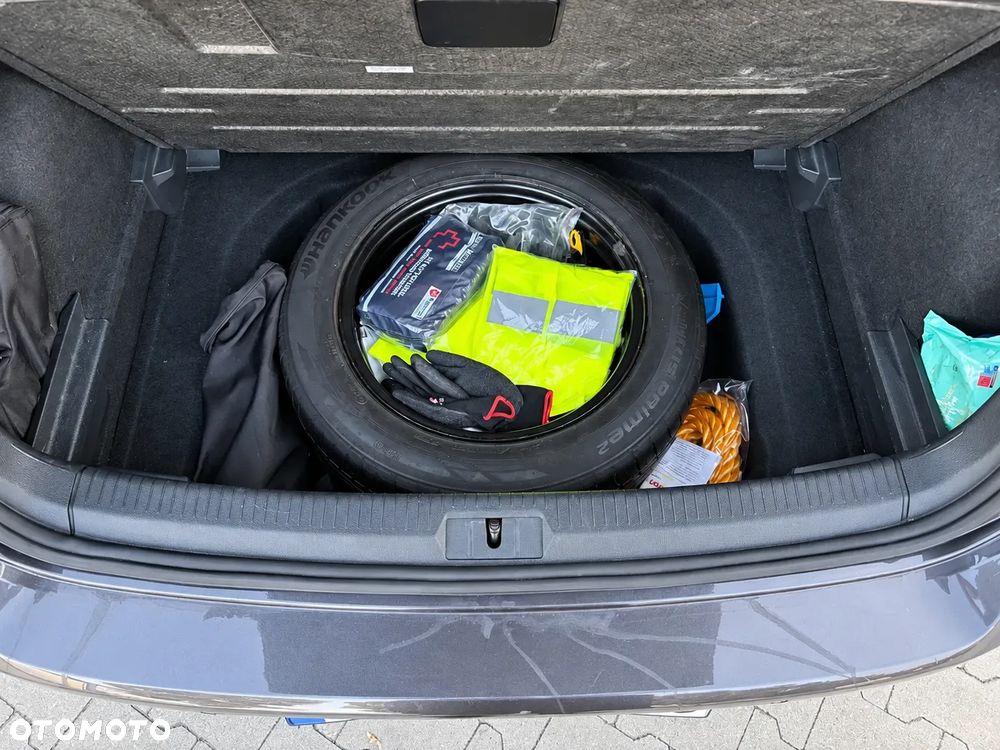 Volkswagen Golf - 13
