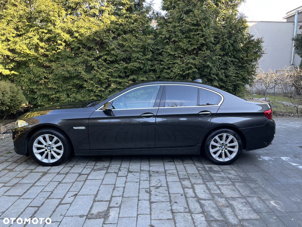 BMW Seria 5 520d xDrive Modern Line - 17