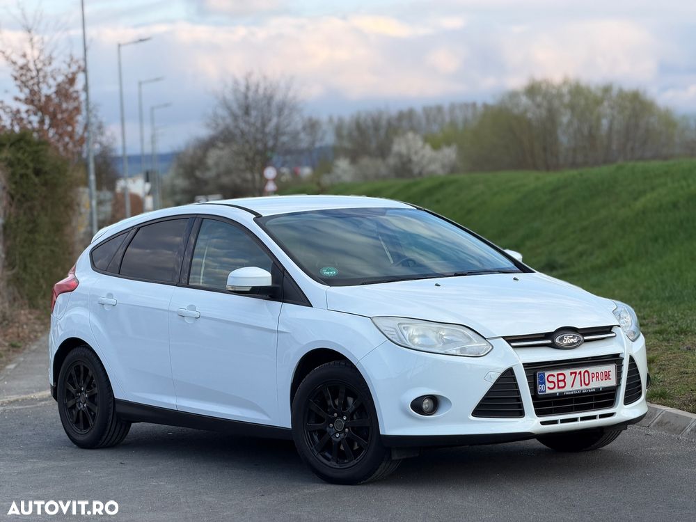 Ford Focus 1.6 TI-VCT White Magic - 1