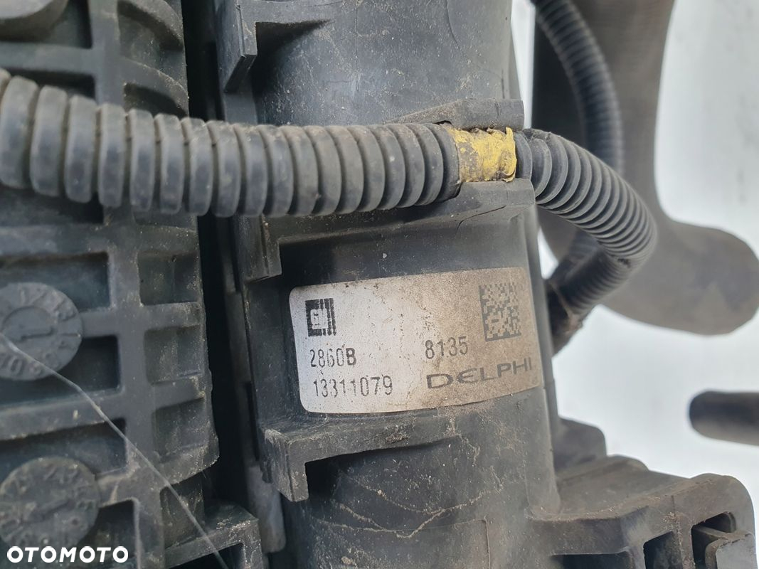 Opel Astra J 4 IV 1.4 turbo Automat pas przedni wzmocnienie chłodnice - 12