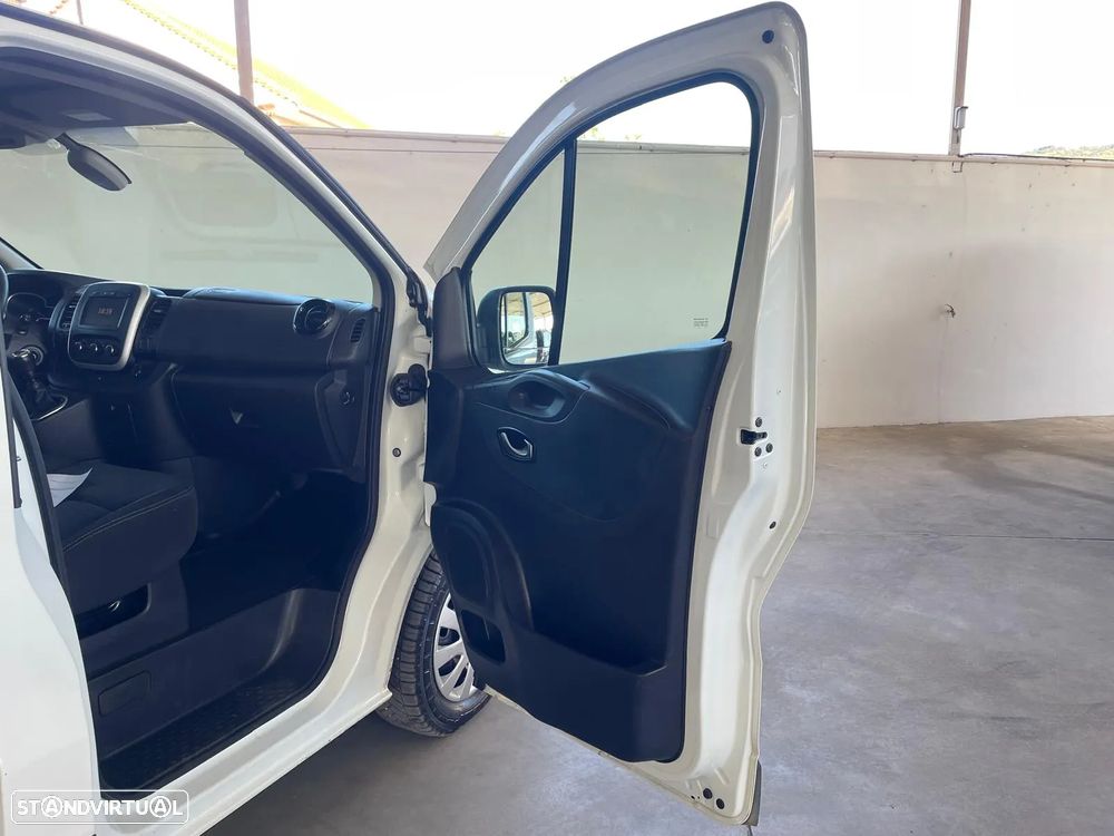 Renault Trafic L2H1 2.0 DCI Grand Confort - 21