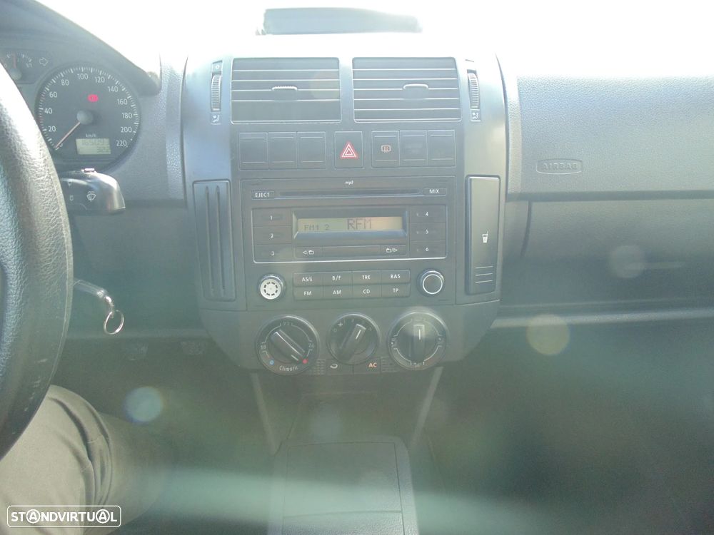 VW Polo 1.4 TDi Trendline - 26