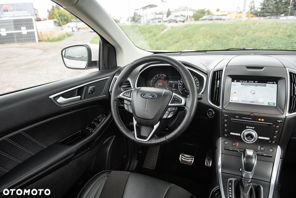 Ford Edge 2.0 TDCi Bi-Turbo 4x4 ST-LINE - 31