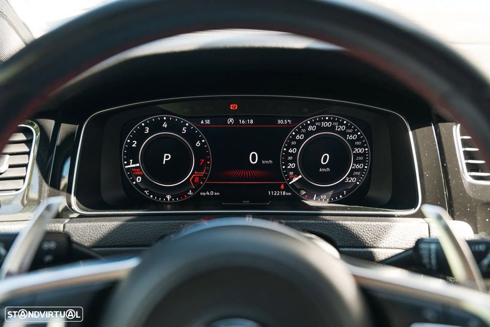 VW Golf GTI 2.0 TSI OPF DSG Performance - 21
