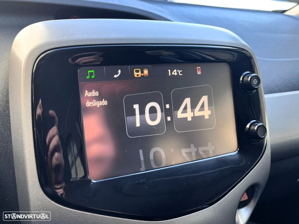 Toyota Aygo 1.0 X-Play+AC+X-Touch - 32