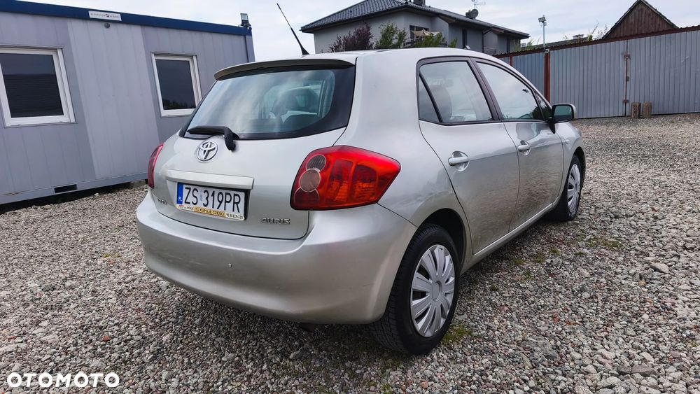 Toyota Auris 2.0 D-4D Luna - 7