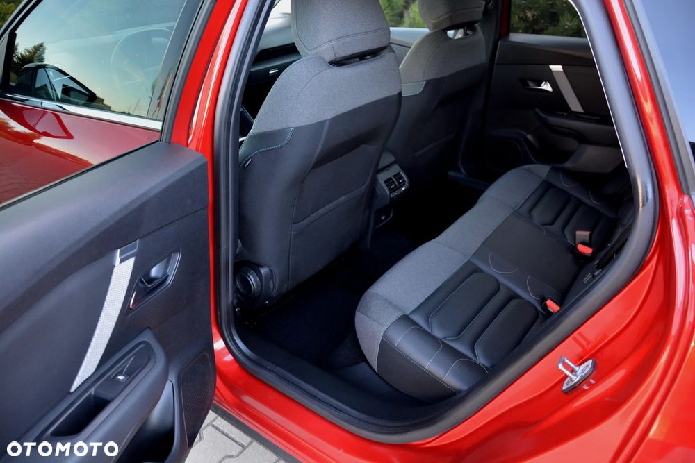 Citroën C4 BlueHDi 130 Stop&Start EAT8 SHINE - 25