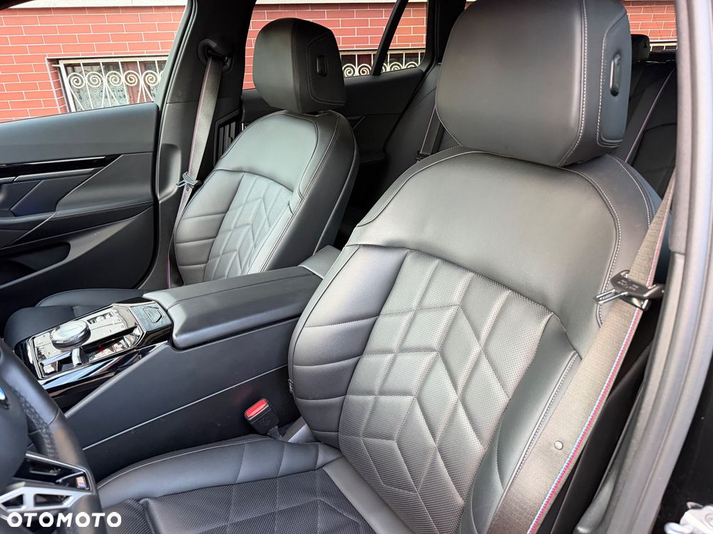 BMW Seria 5 520d xDrive mHEV M Sport - 29