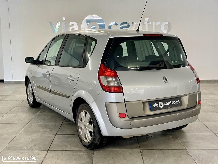 Renault Scénic 1.5 dCi Dynamique - 4