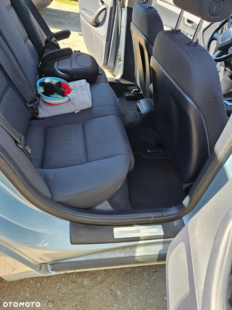 Audi A4 Avant 2.0 TDI Multitronic - 23