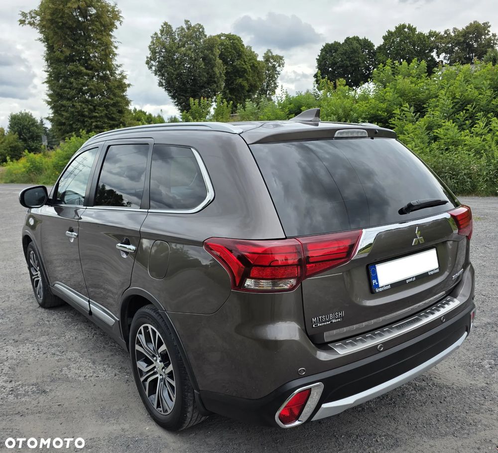Mitsubishi Outlander 2.0 Instyle Navi 4WD CVT - 7
