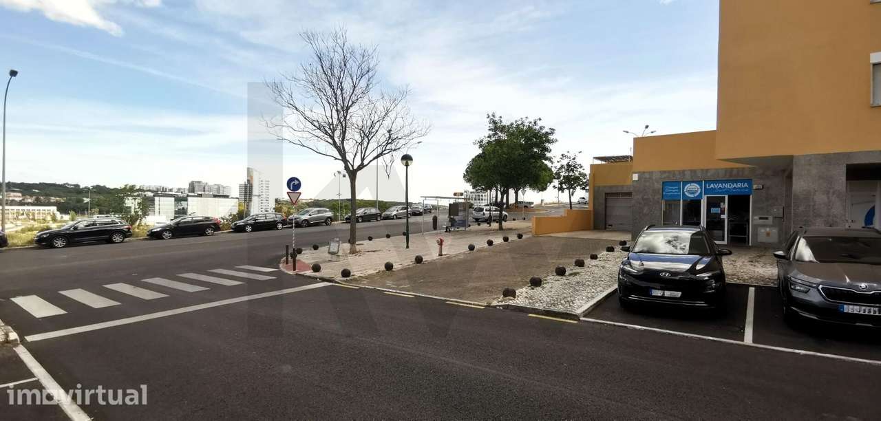 Espaço Comercial na Av. Edmundo Lima Basto | Oeiras, Carnaxide - Grande imagem: 3/16