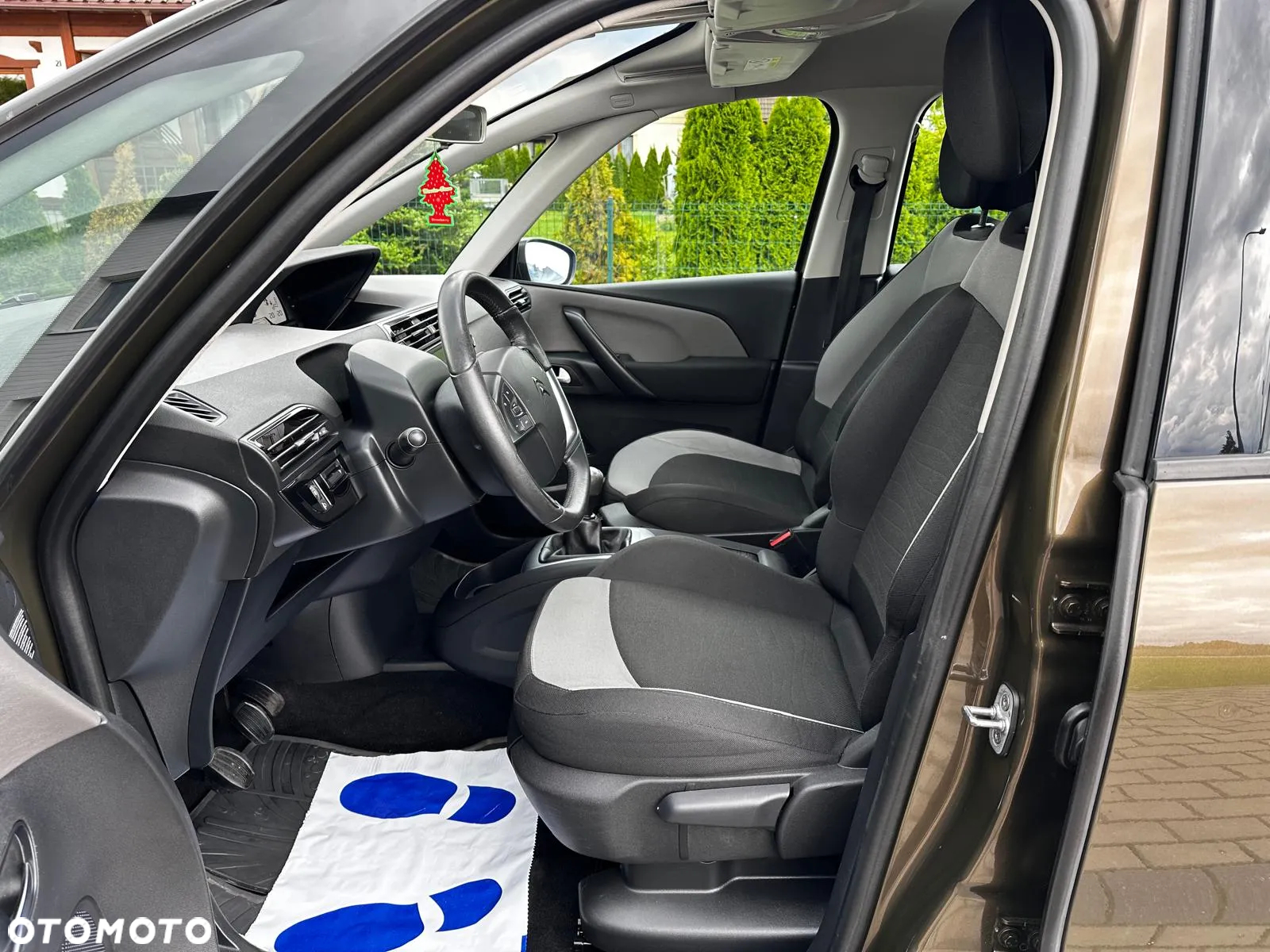 Citroën C4 Grand Picasso e-HDi 115 Attraction - 19