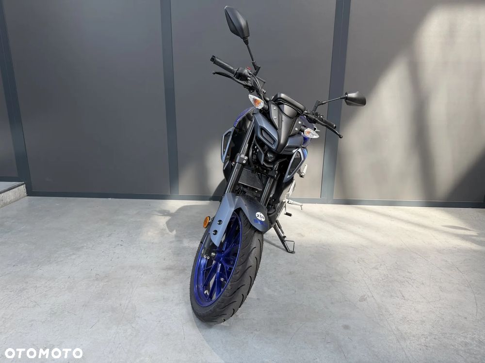 Yamaha MT - 3