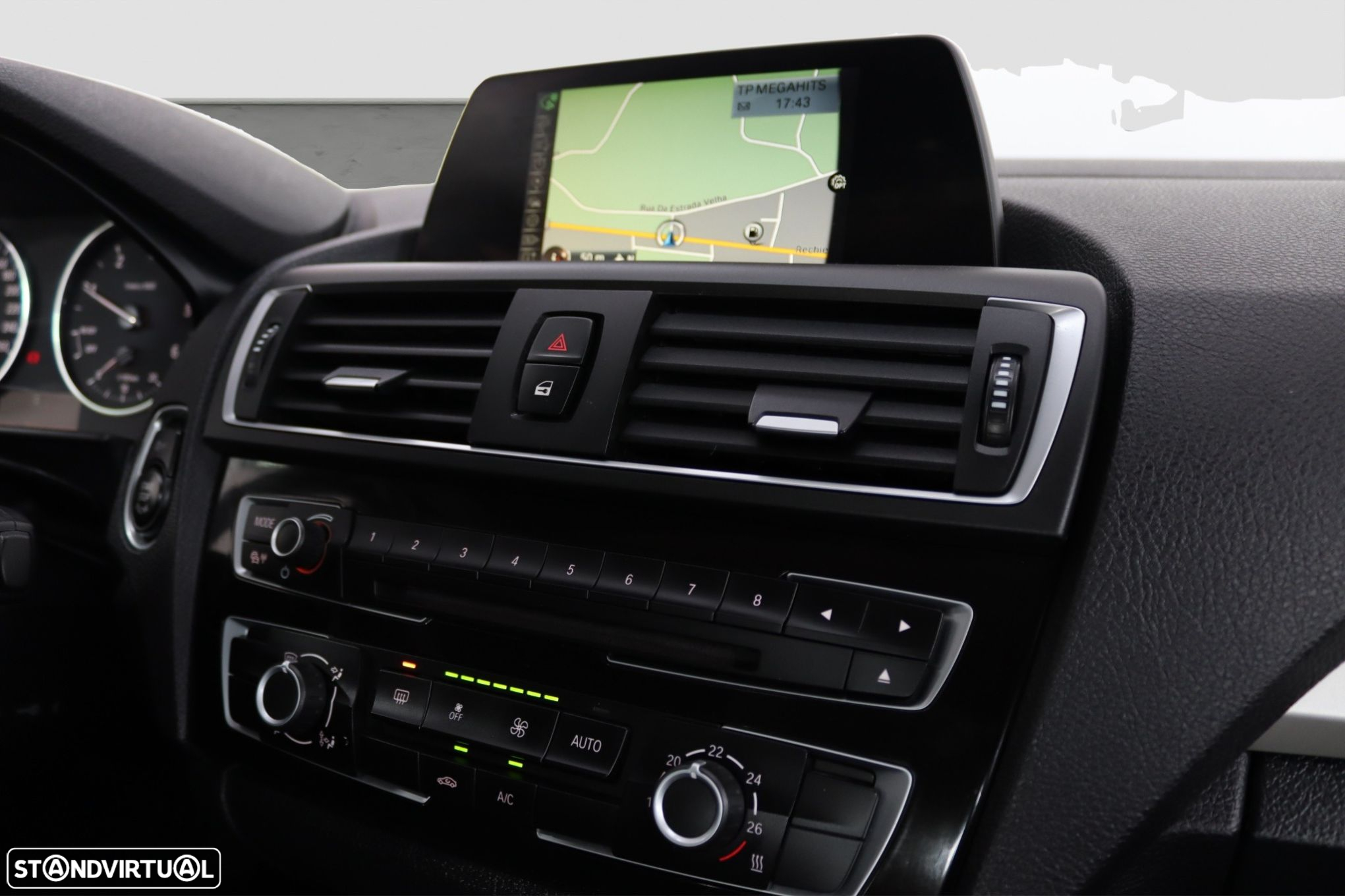 BMW 116 d Advantage - 12