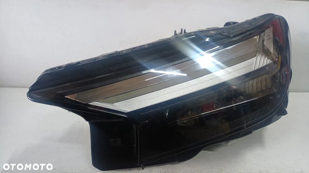 Lampa lewy przod audi Q4 e-tron full led europa - 2