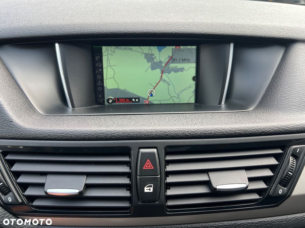 BMW X1 sDrive16d Sport Line - 33