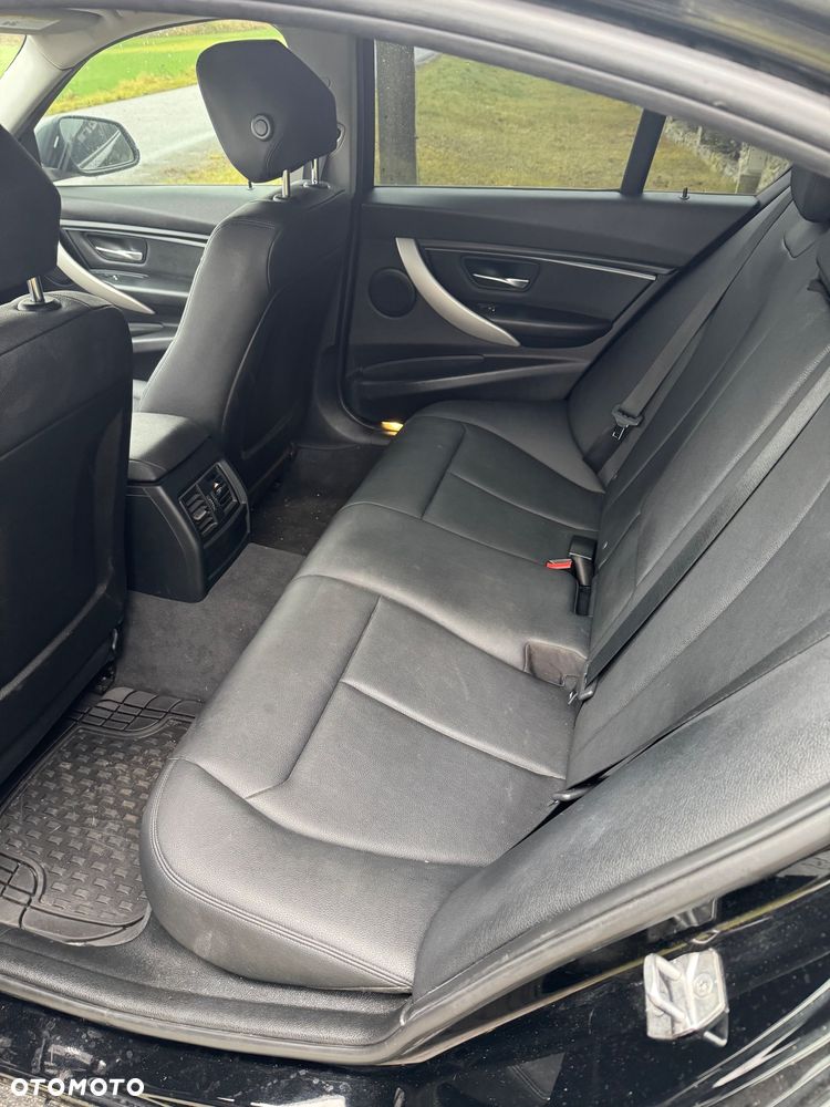 BMW Seria 3 320i Edition Luxury Line Purity - 10