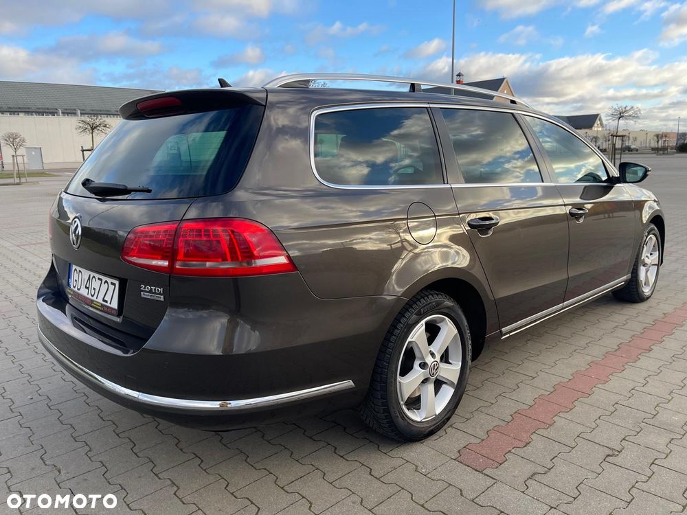 Volkswagen Passat 2.0 TDI Comfortline - 6