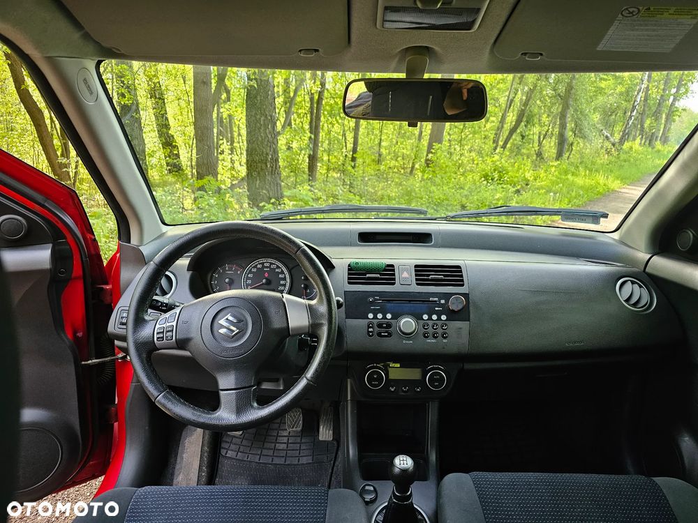 Suzuki Swift 1.3 GC (klm) - 8