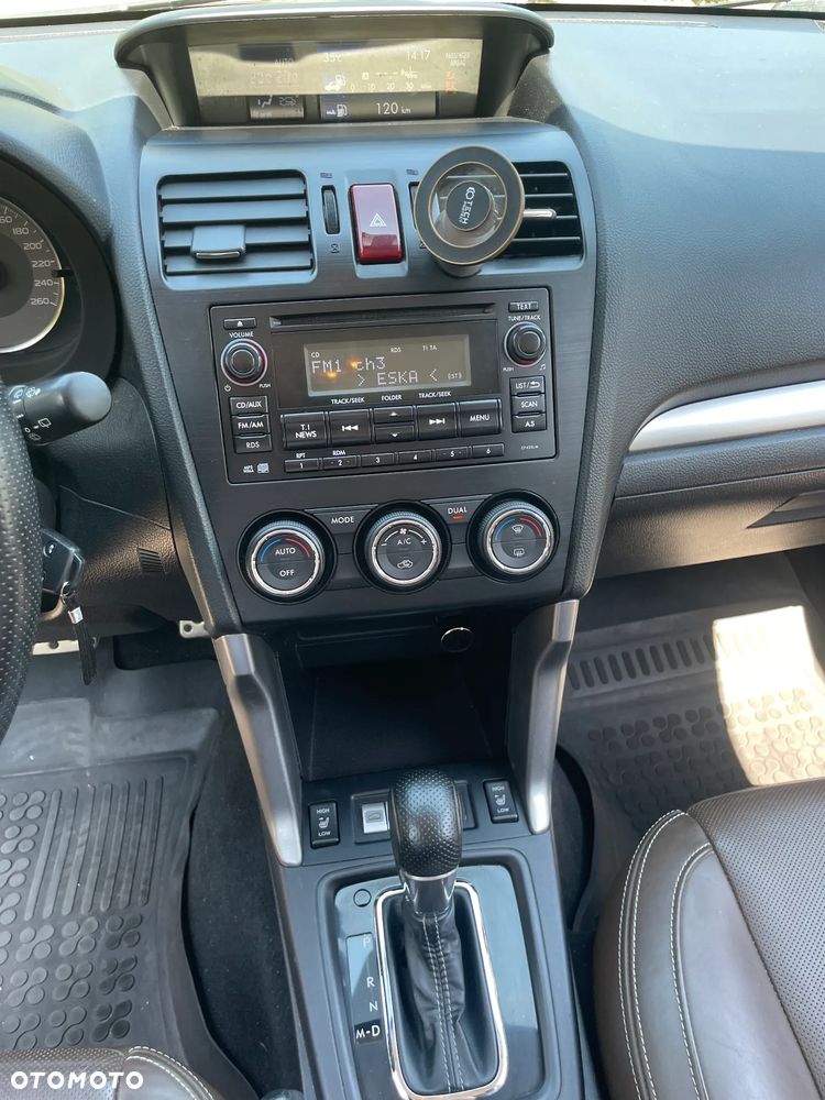 Subaru Forester 2.0XT Comfort Lineartronic - 19
