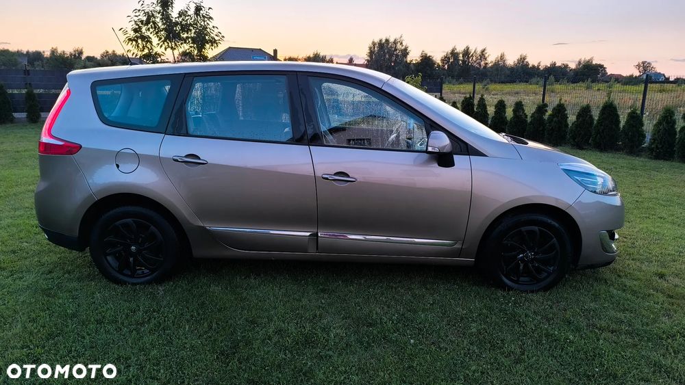 Renault Scenic dCi 110 LIMITED - 5