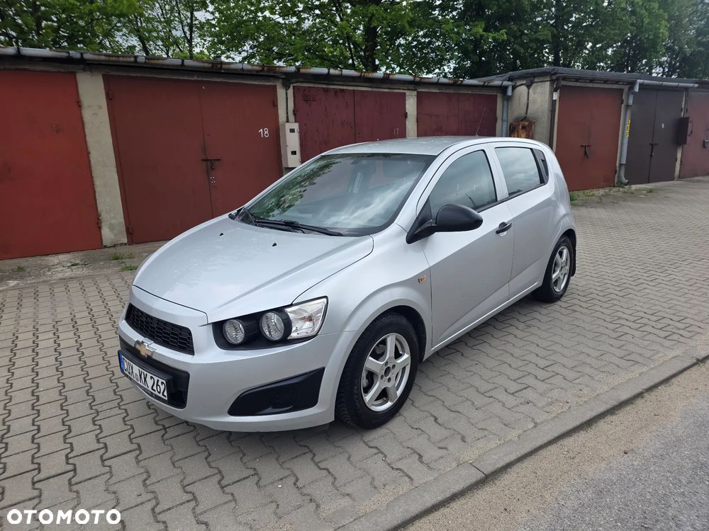 Chevrolet Aveo 1.2 LS - 21