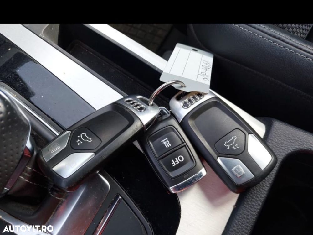 Audi Q5 40 TDI quattro S tronic S line - 36