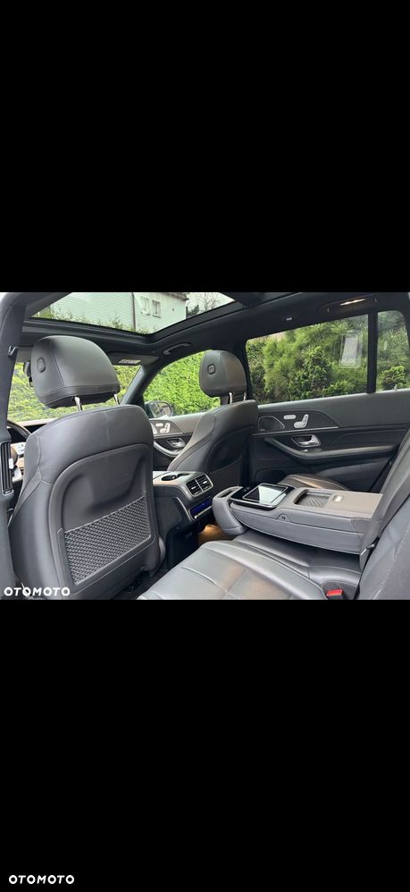 Mercedes-Benz GLS - 25