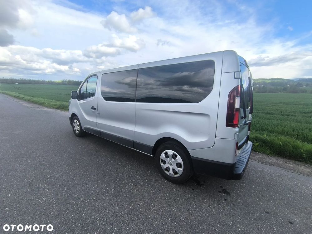 Renault Trafic 2.0 dCi - 6