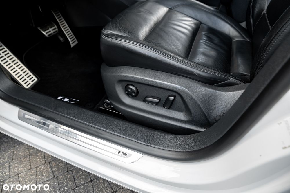Volkswagen Tiguan 2.0 TSI 4Mot R-Style DSG - 21