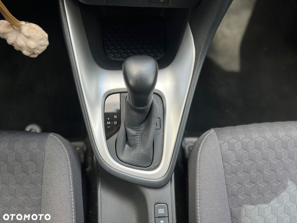 Toyota Yaris 1.5 Comfort CVT - 18